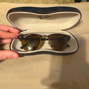 Ray-Ban Wayfarer Sunglasses